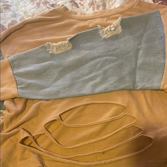 Flawless Pink Sweatshirt - Picture 2 of 2